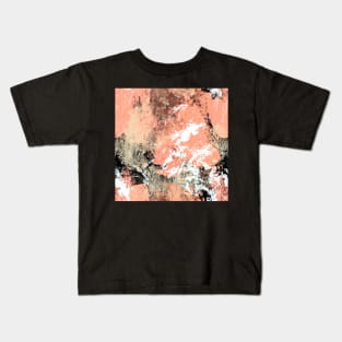 In the mountains Kids T-Shirt